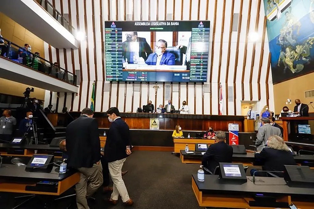 Sessão na Assembleia Legislativa da Bahia (ALBA) (Foto: Reprodução)