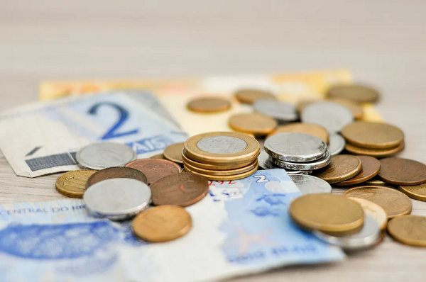 Nath Finanças reúne dicas financeiras importantes para pisar em 2025 com o pé direito (Foto: Divulgação/Pixabay)
