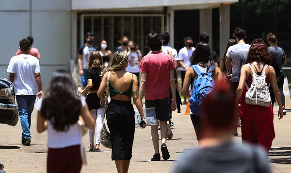 Exame teve recorde de ausências, mais da metade dos inscritos não compareceram às provas (Foto: Reprodução)