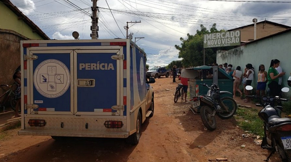 Criança foi atingida com dois tiros na cabeça e dois no braço (Foto: Reprodução)